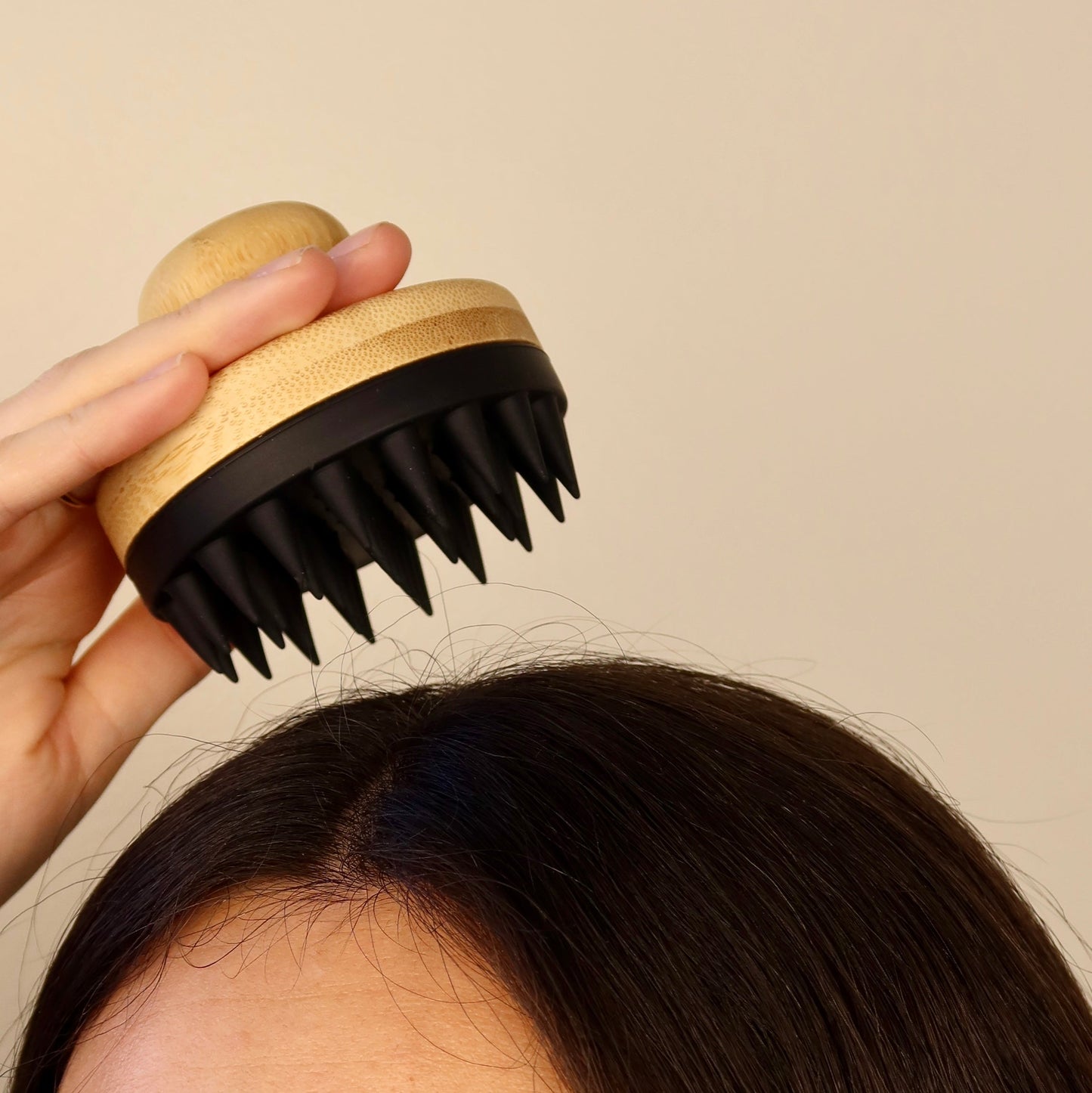 Brosse Massante Cuir Chevelu